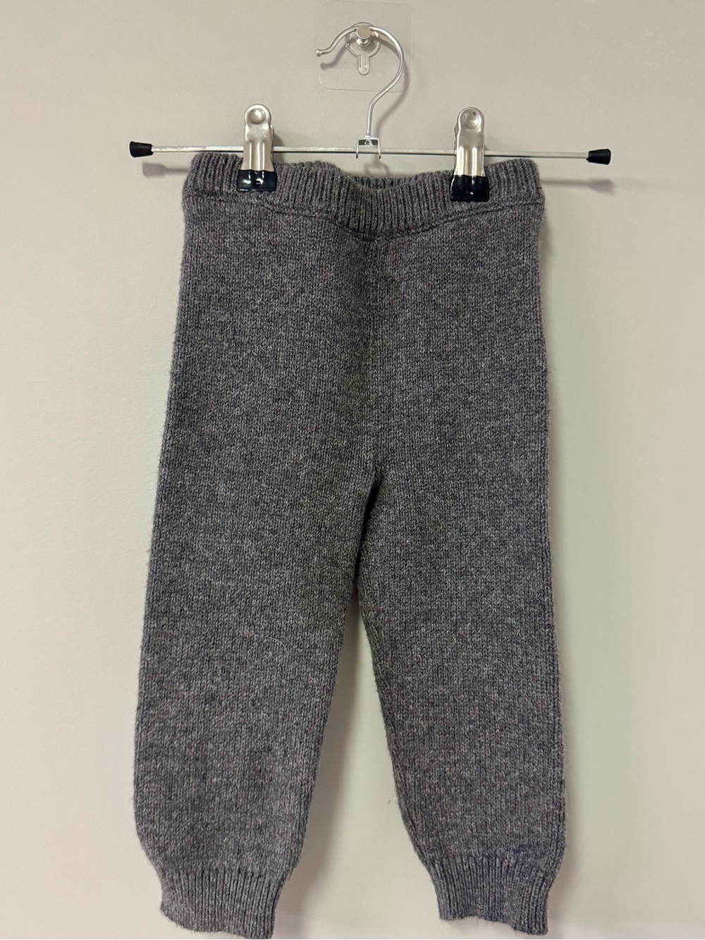 Cozy Gray Knit Kids Leggings